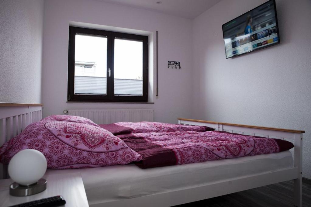Exklusive Ferienwohnung Mit Balkon, 2 Schlafzimmer Im Haus Sertuerner Einbeck Exterior photo