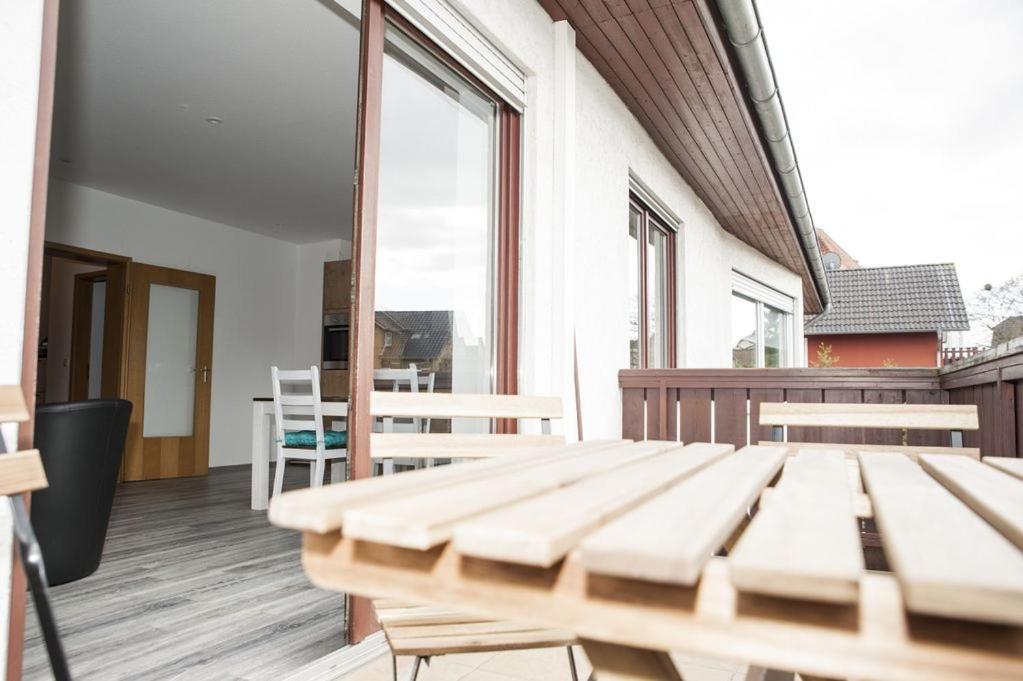 Exklusive Ferienwohnung Mit Balkon, 2 Schlafzimmer Im Haus Sertuerner Einbeck Exterior photo